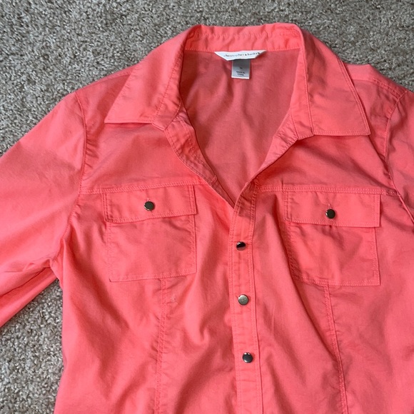 Christopher & Banks coral button down 3/4 sleeve shirt - size M - Picture 4 of 5